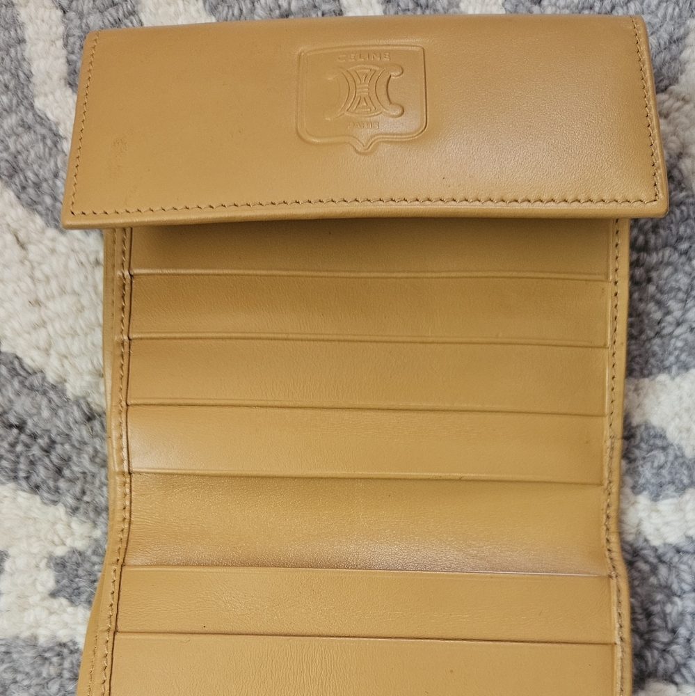 EUC CELINE Paris Vintage Triomphe Monogram & Tan Leather 2 sided Wallet - Picture 9 of 14